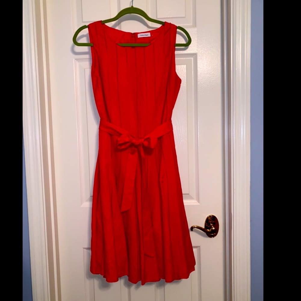 LAST CHANCE!! Calvin Klein dress with pockets, size 6, like new